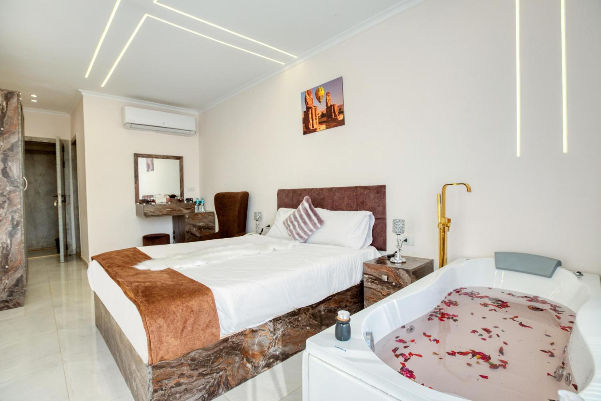 Tree Lounge Pyramids View Inn , Sphinx Giza Kafret el-Gabal Exterior foto