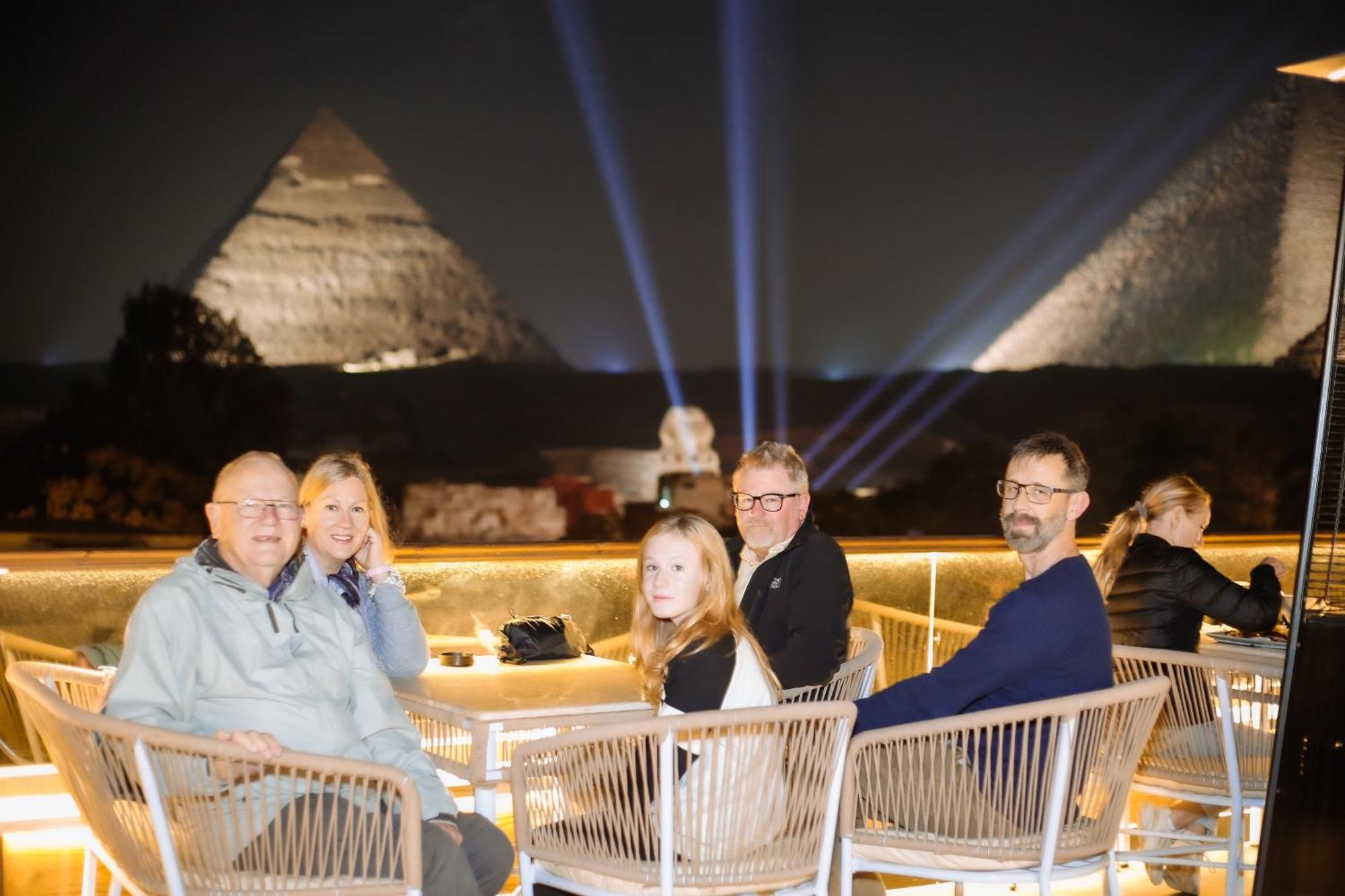 Tree Lounge Pyramids View Inn , Sphinx Giza Kafret el-Gabal Exterior foto